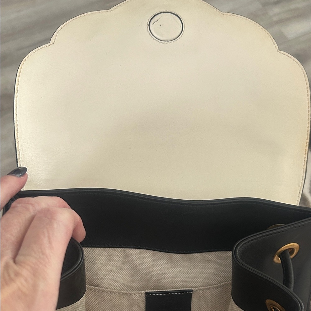 GUCCI WOMENS BACKPACK EUC Dark Gold-Gunmetal Hardwear and Chain - Picture 2 of 10